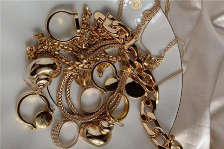 مهمترین روش‌های تشخیص طلا از بدل چیست؟