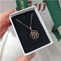 Laser-Rose-Gold-Pendant