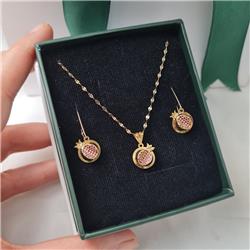 Ruby-pomegranate-gold-set