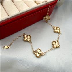 Vancliffe-Carved-Gold-Bracelet