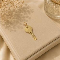Gold key pendant5