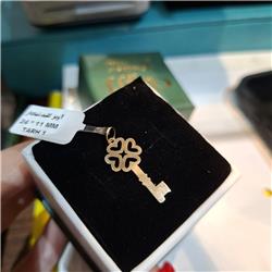 Gold-key-pendant8