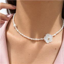 Pearl-necklace-010001