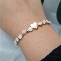 Heart-and-pearl-bracelet
