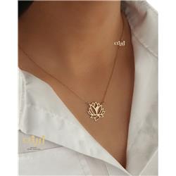Lotus-necklace