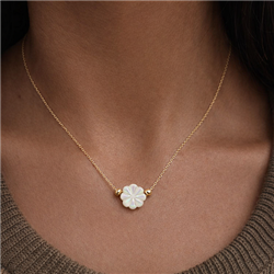 Shell-flower-necklace