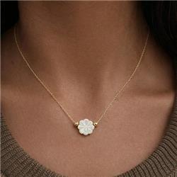 Shell-flower-necklace