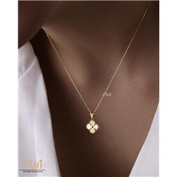 Gold-clover-plaque
