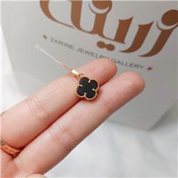 Vancliffe-necklace-with-stones