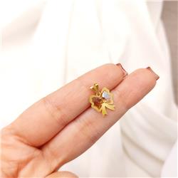 Gold-bow-tie-pendant