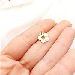 Patterned-stud-earrings