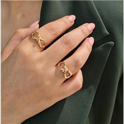 Gold-bow-tie-ring