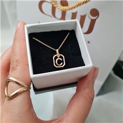 English-letter-pendant
