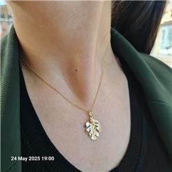 Gold-fig-leaf-pendant