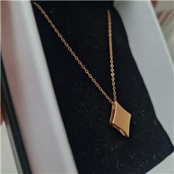 Gold-clay-necklace