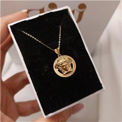 Versace-pendant