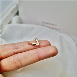 Gold-heart-pendant