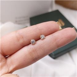 Gold-stud-earrings