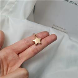 Gold-star-pendant