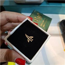 Airplane gold-pendant1
