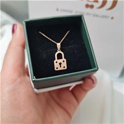 Gold-lock-pendant