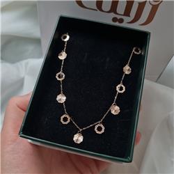 Gold-tassel-necklace