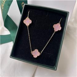 Vancliffe-gold-necklace