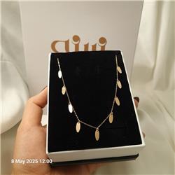 Tassel-necklace