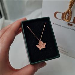 Autumn-leaf-necklace