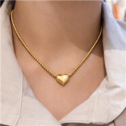 Ball-necklace
