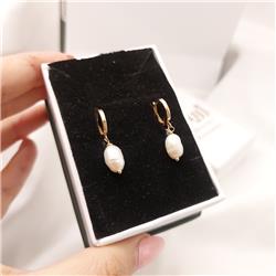 Baroque-pearl-earrings