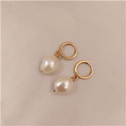 Baroque-pearl-earrings