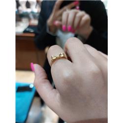 Bow-tie-ring