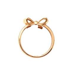 Bow-tie-ring