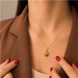 Gold-Dice-Pendant-model-