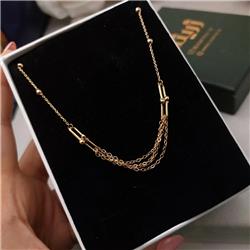 Womens-gold-necklace