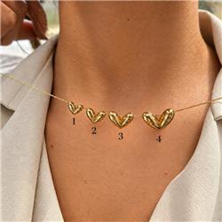 Gold-balloon-heart-pendant-01