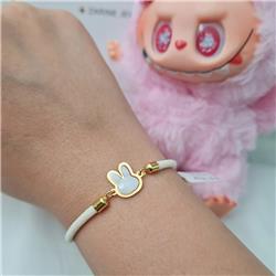 LAbUbU-gold-bracelet