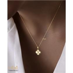 Gold-clover-plaque
