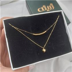 Gold-necklace-heart
