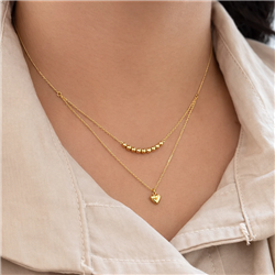 Gold-necklace-heart