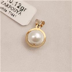 Gold-pearl-necklace