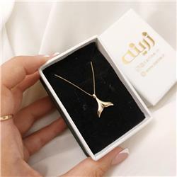 Gold-whale-tail-necklace