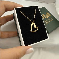 Heart-gold-pendant