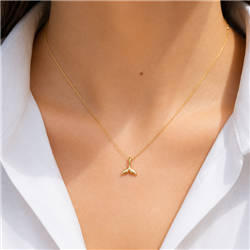 Minimalist-whale-tail-pendant-4