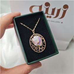 Resinized-gold-pendant-Pinterest