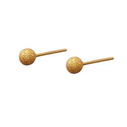 Sandy-stud-earrings