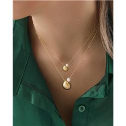 Shell-pearl-necklace