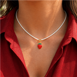 Strawberr gold-necklace-01