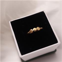 Three-circle-gold-ring